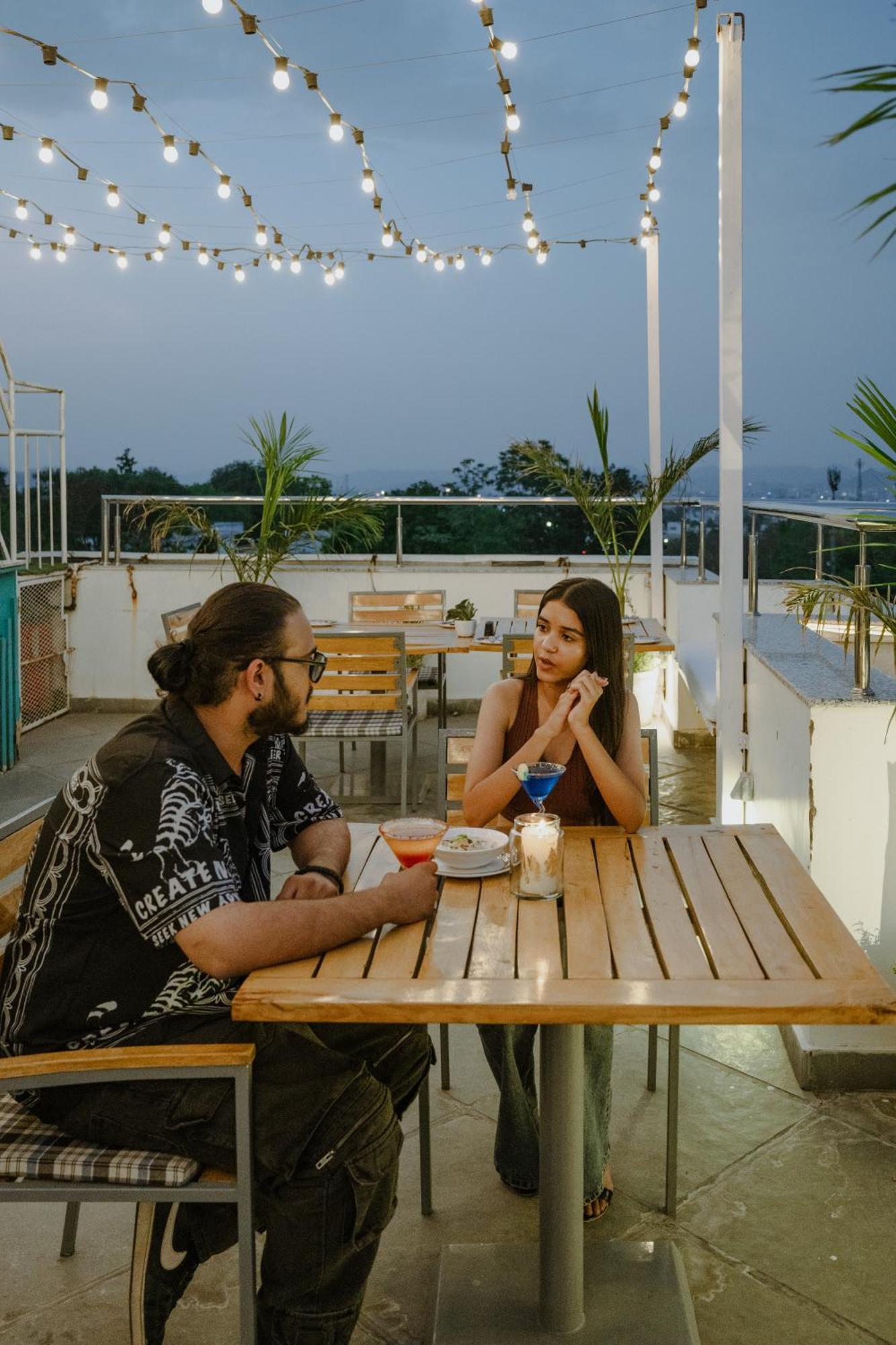 Hotel Wonder Cliff Udaipur Buitenkant foto