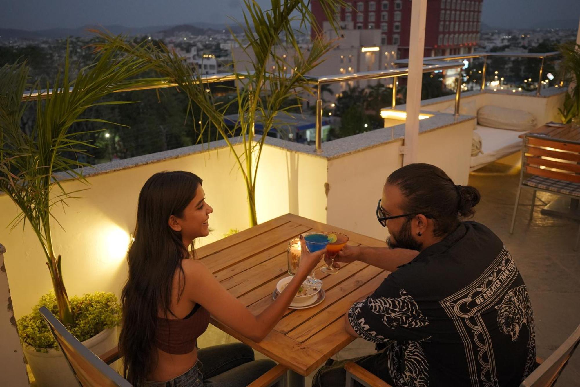 Hotel Wonder Cliff Udaipur Buitenkant foto