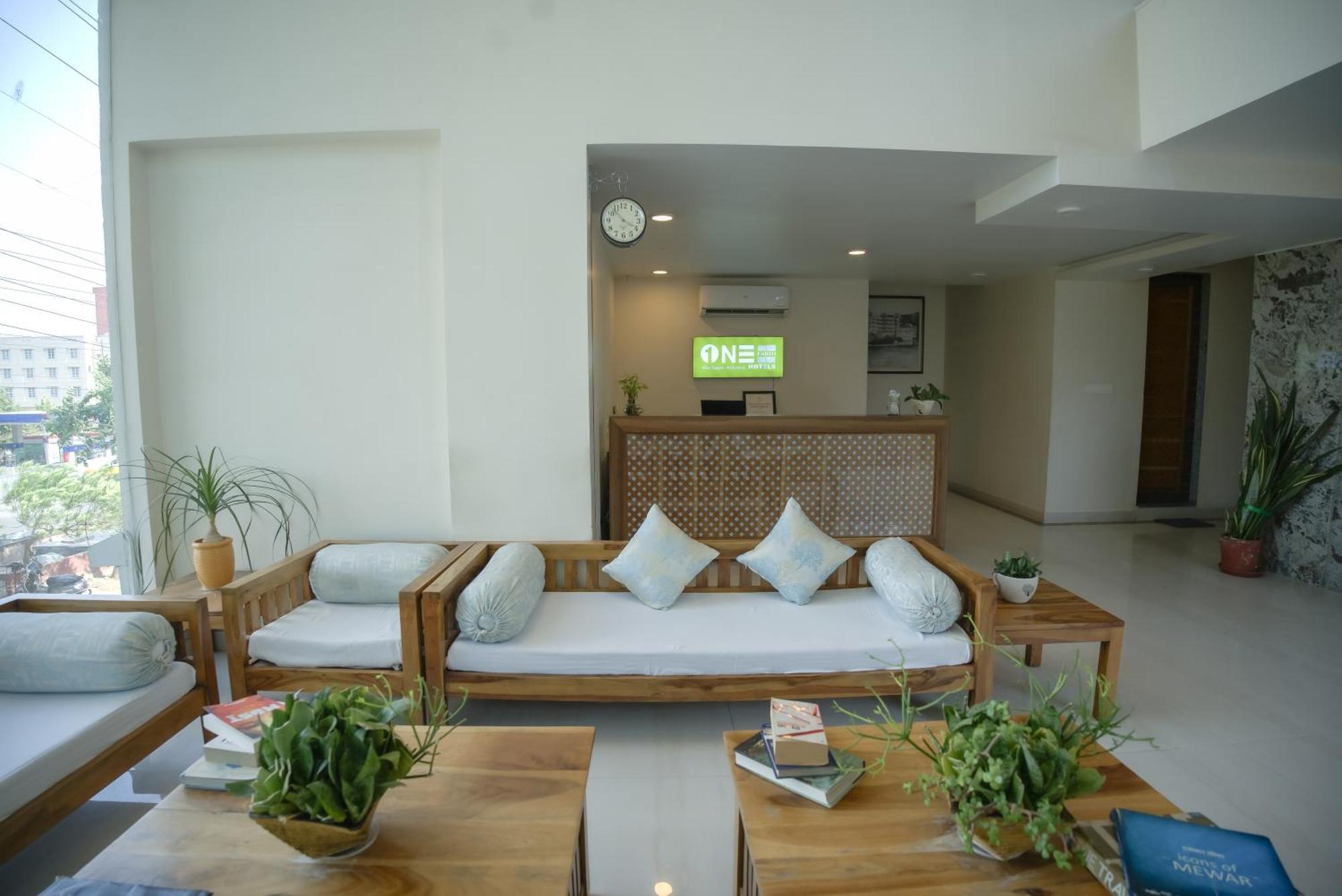 Hotel Wonder Cliff Udaipur Buitenkant foto
