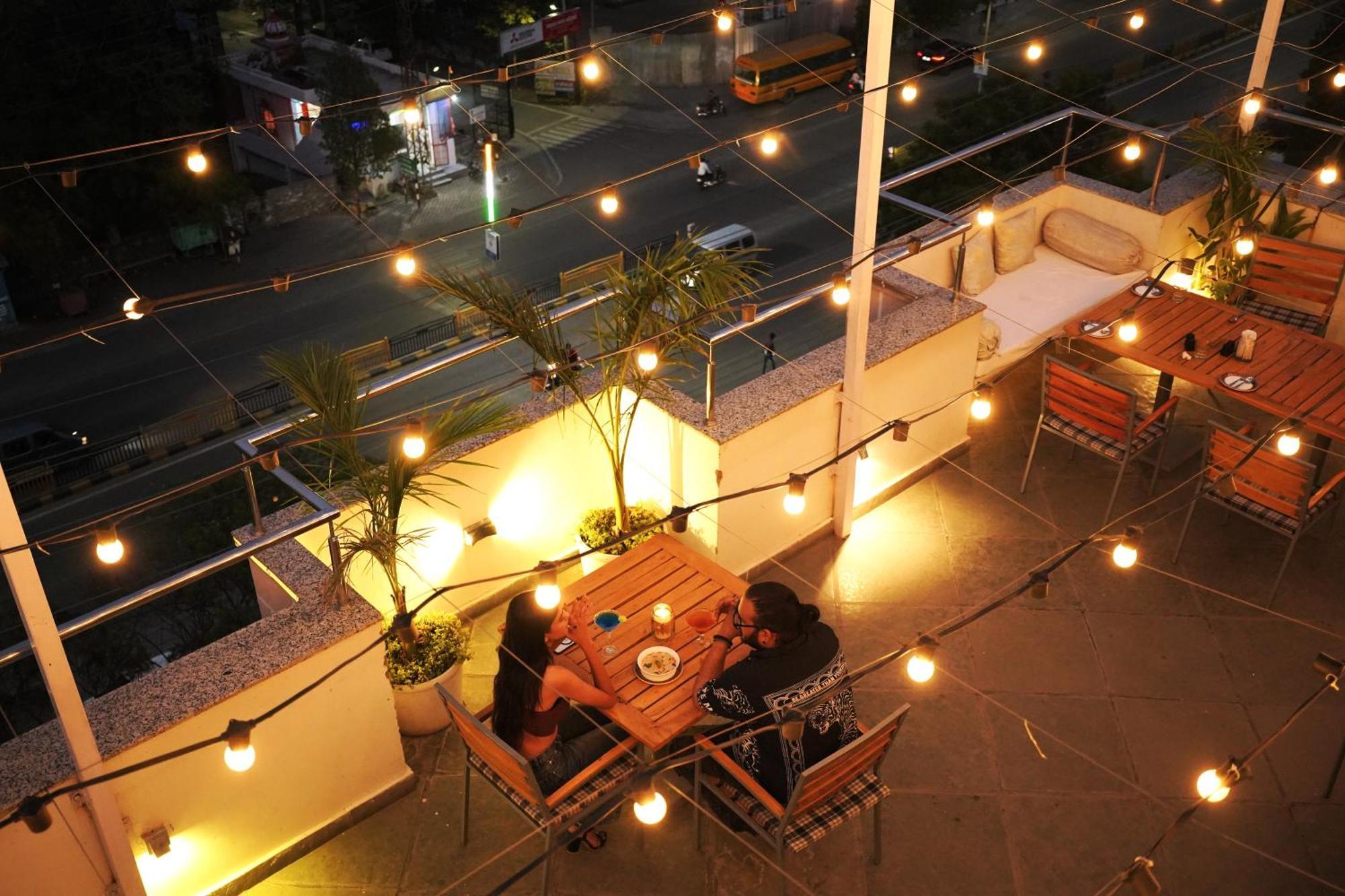 Hotel Wonder Cliff Udaipur Buitenkant foto