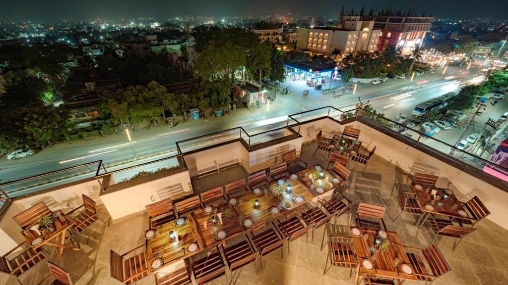 Hotel Wonder Cliff Udaipur Buitenkant foto